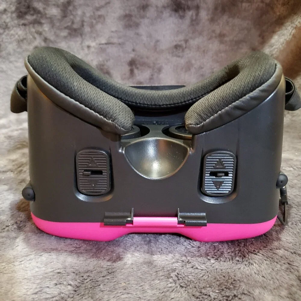 Tzumi Dream Vision Virtual Reality Smartphone Headset